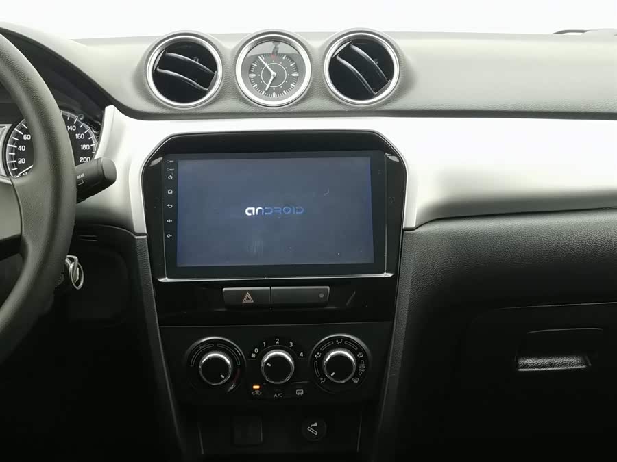 铃木 维特拉 2017 汽车图片 #13