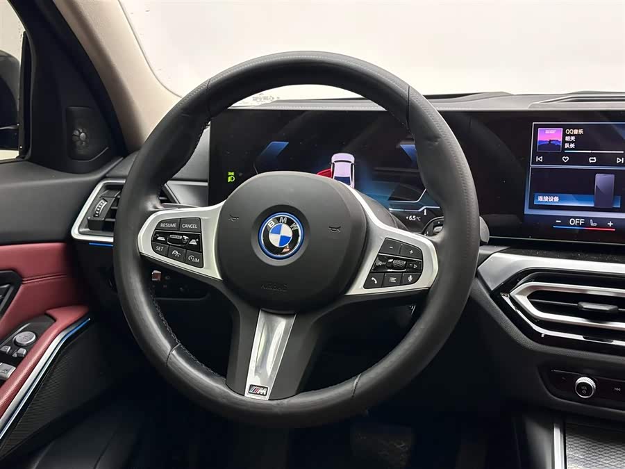 BMW i3 2023 car image #13
