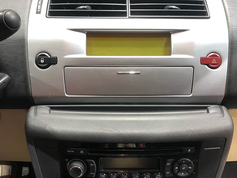 Citroen C-Quatre 2009 car image #13