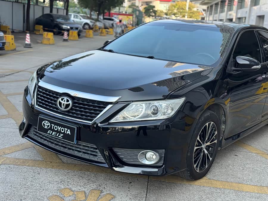 Toyota Camry 2014 immagine di auto #13