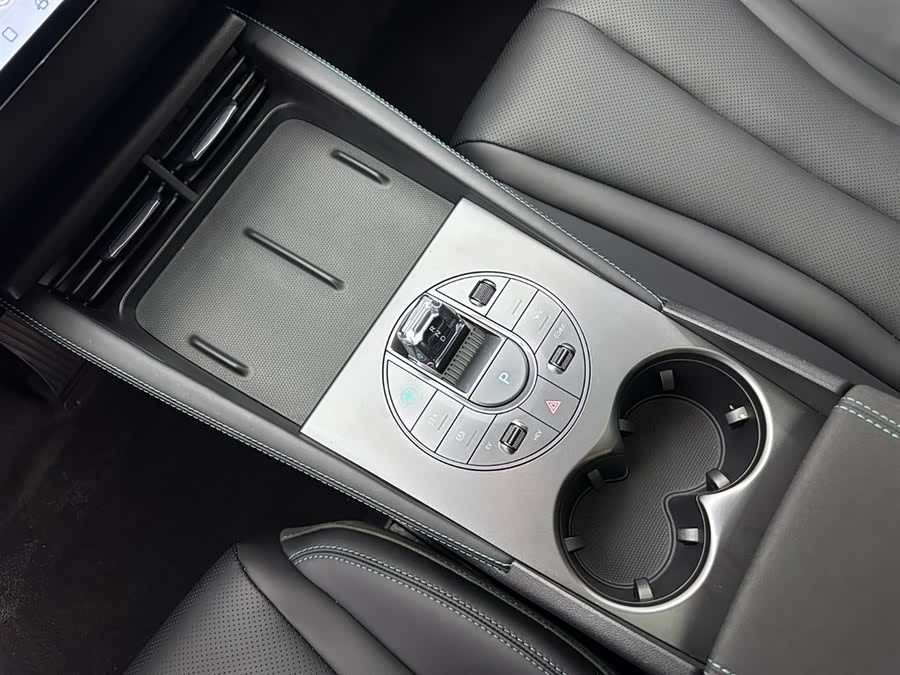 BYD Seal 06 New Energy 2025 car image #13