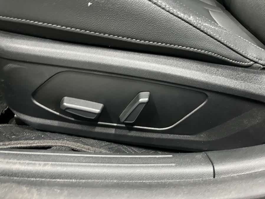 Hyundai Elantra 2024 car image #13