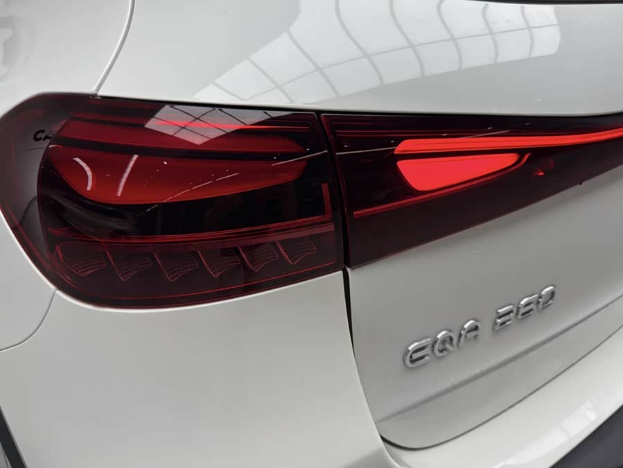 Mercedes-Benz EQA Class 2025 #13 Mercedes-Benz EQA Class 2025 immagine di auto #13