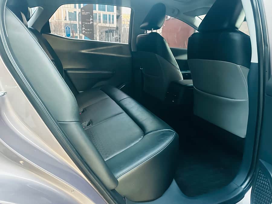 Toyota bZ3 2023 immagine di auto #13