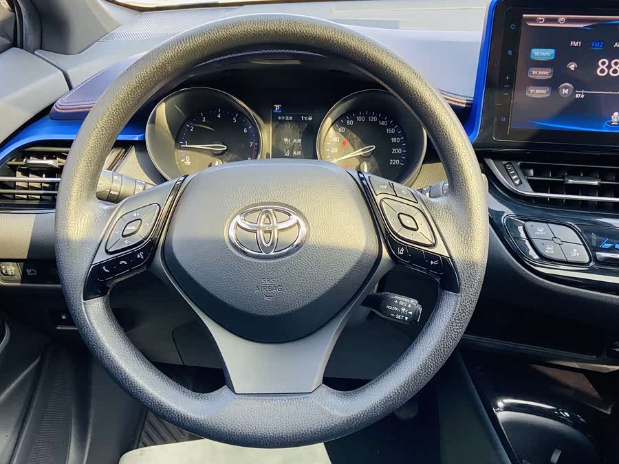Toyota C-HR 2021 immagine di auto #13