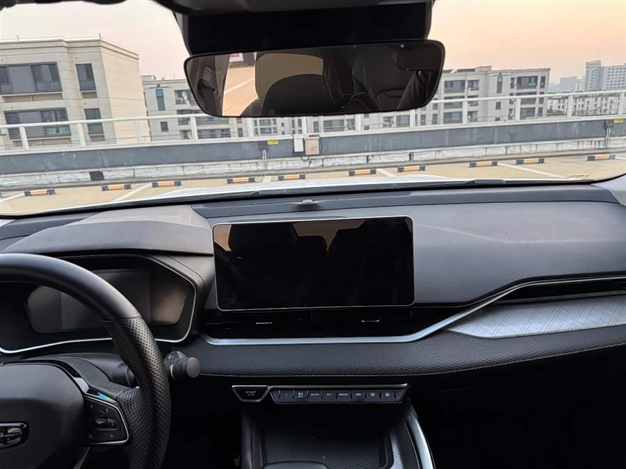 GEELY Preface 2022 car image #13