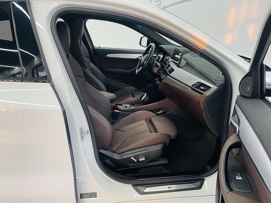 BMW X2 2021 #13 BMW X2 2021 صورة سيارة #13