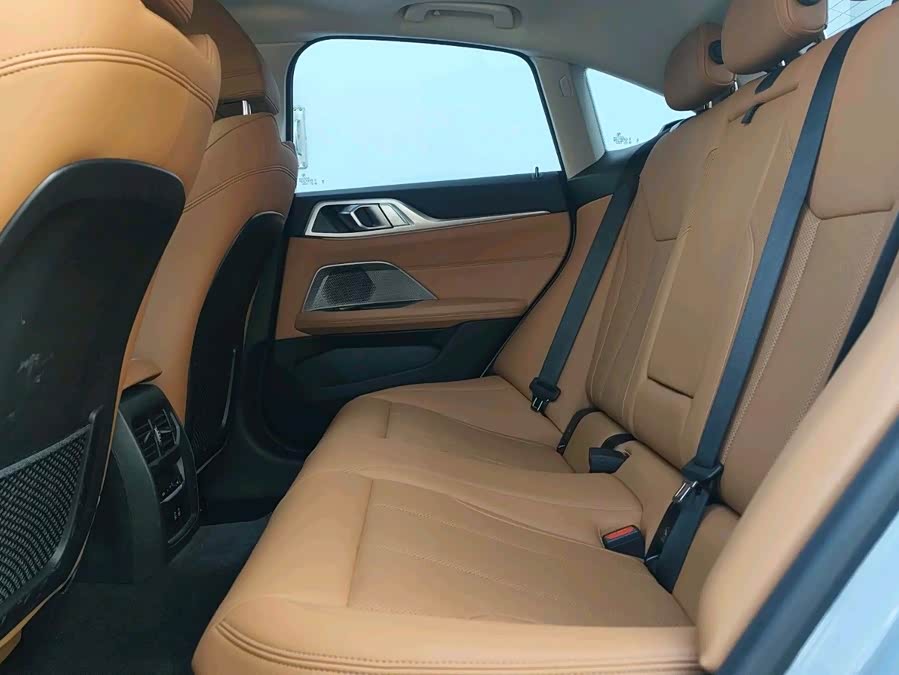 BMW 4 Series 2023 car image #13