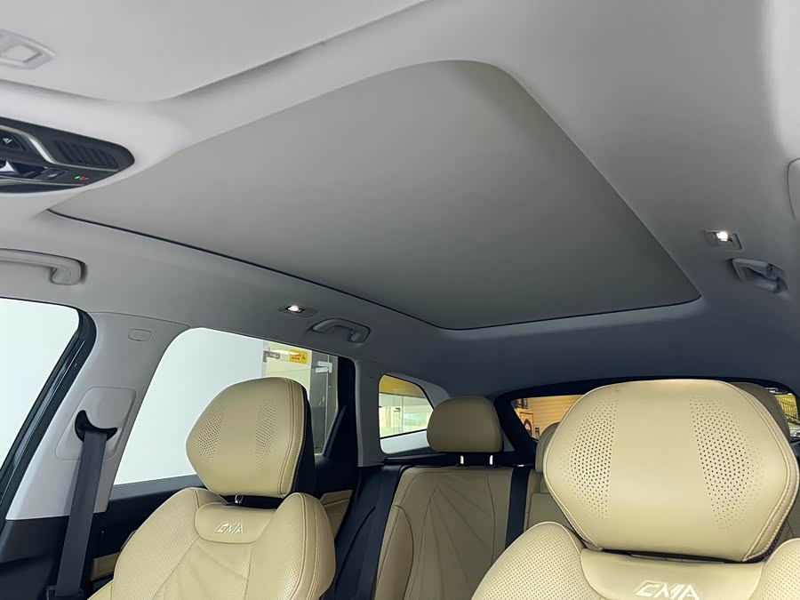 GEELY Boyue L 2022 car image #13