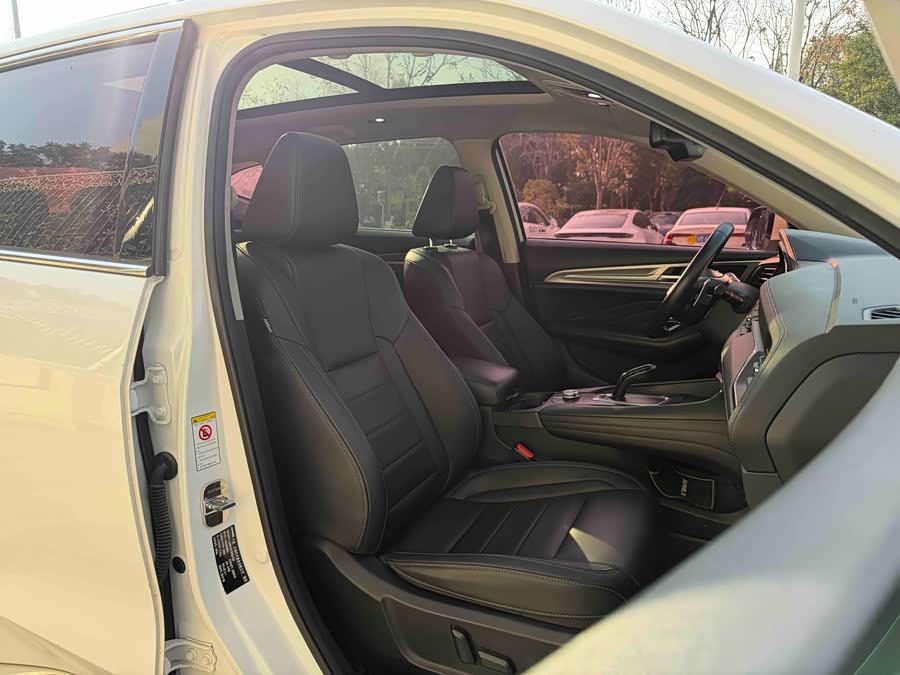 Haval F7 2019 car image #13