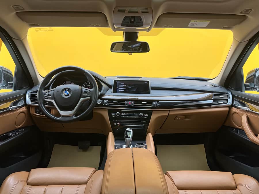 BMW X6 2018 imagem de carro #13