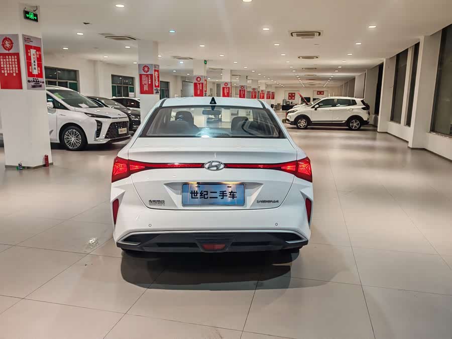 Hyundai Verna 2020 immagine di auto #13