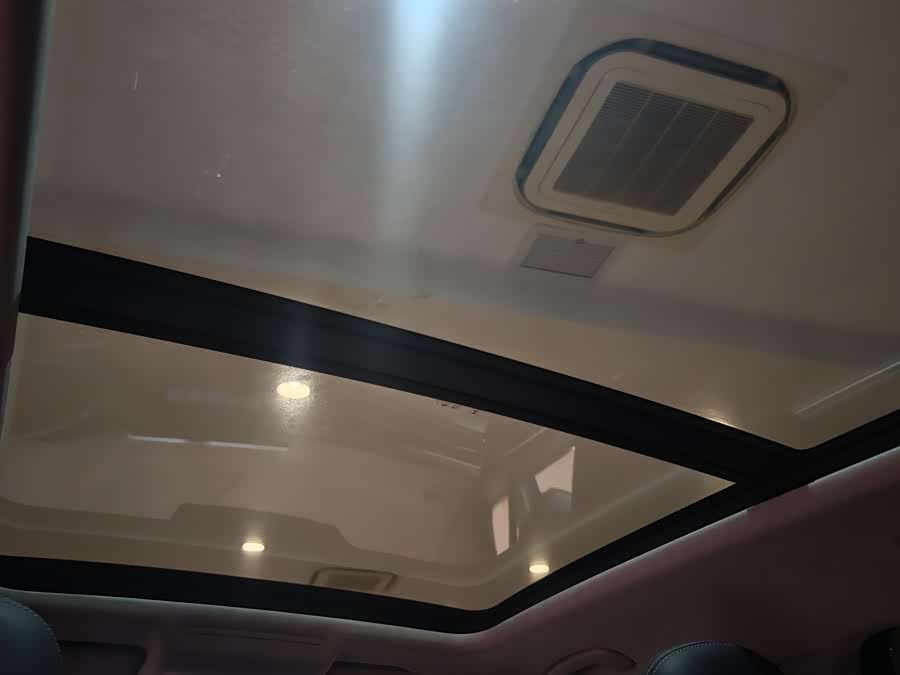 Volkswagen Tiguan L 2021 #13 Volkswagen Tiguan L 2021 car image #13