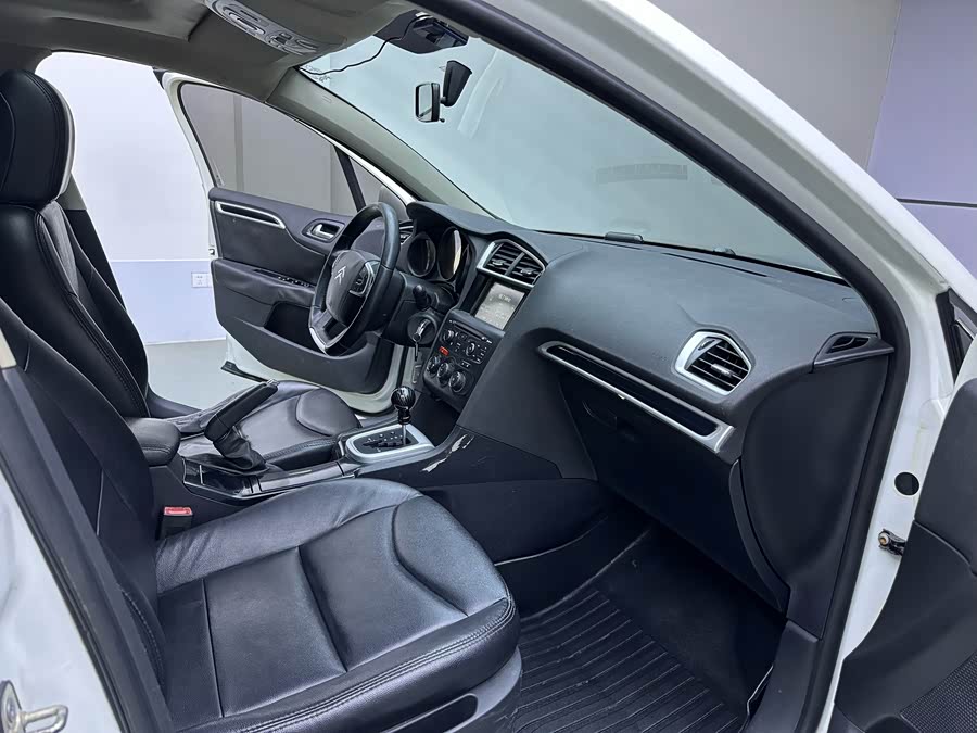 Citroen C4L 2013 immagine di auto #13