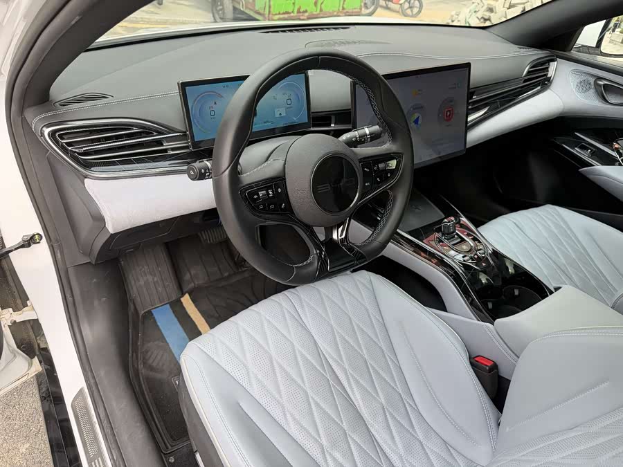 BYD Seal 2022 #13 BYD Seal 2022 car image #13