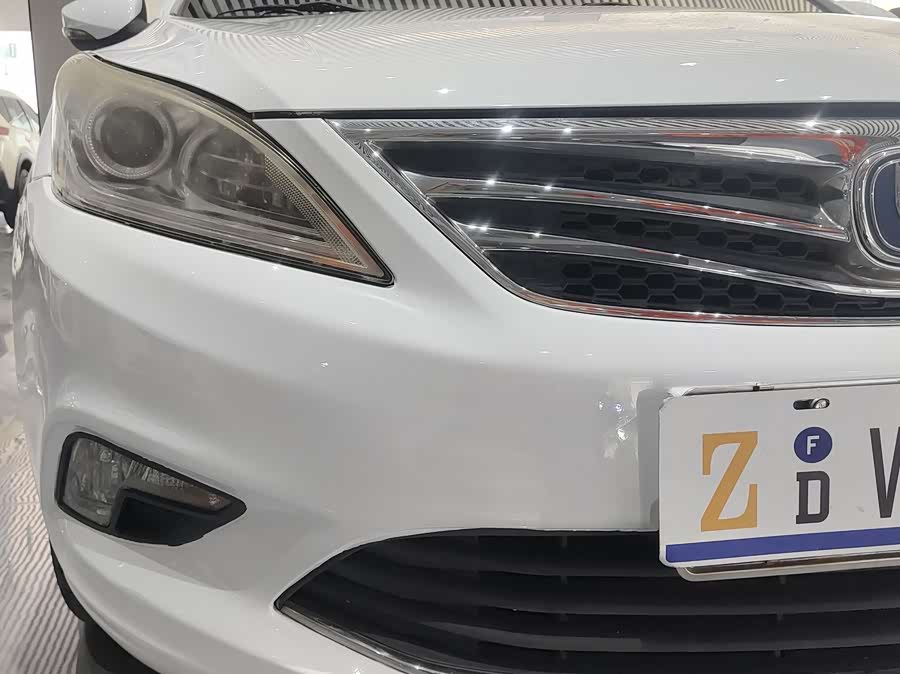 Changan Eado 2014 imagem de carro #13