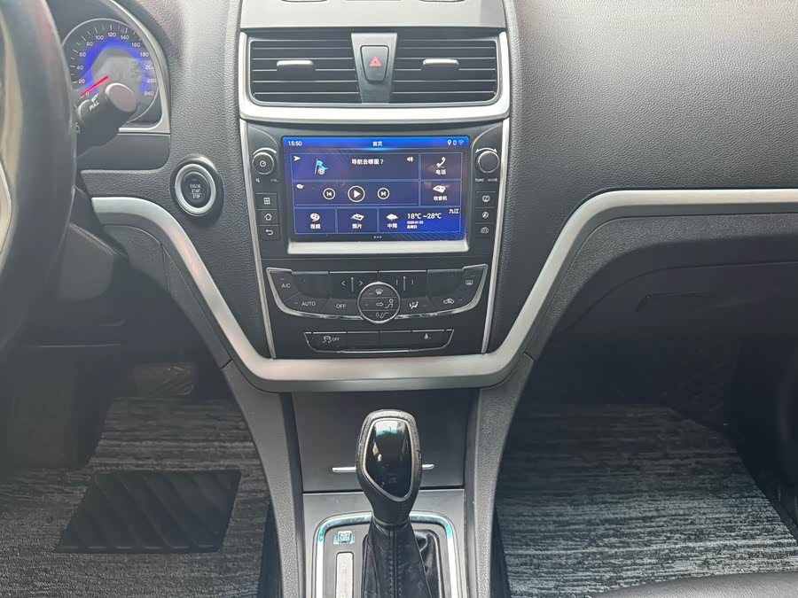 GEELY Emgrand 2016 car image #13