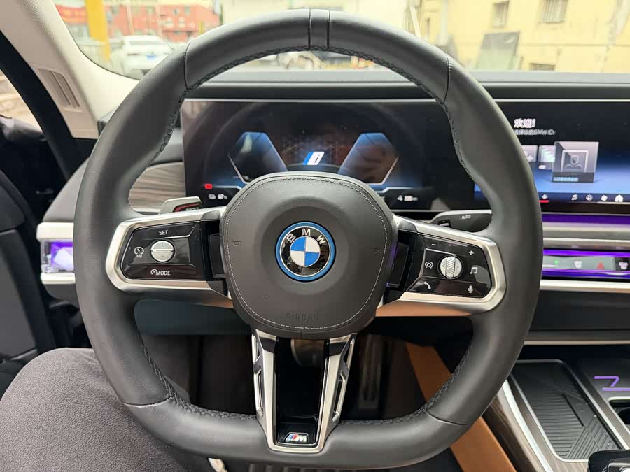 BMW i7 2023 #13 BMW i7 2023 car image #13