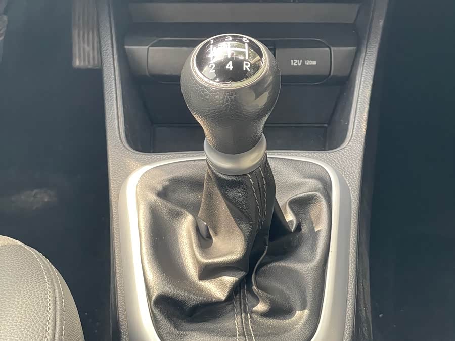 Kia Pegas 2018 image de voiture #13