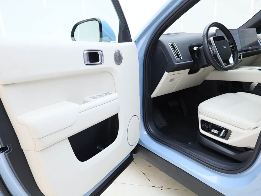 Li L7 2024 car image #13
