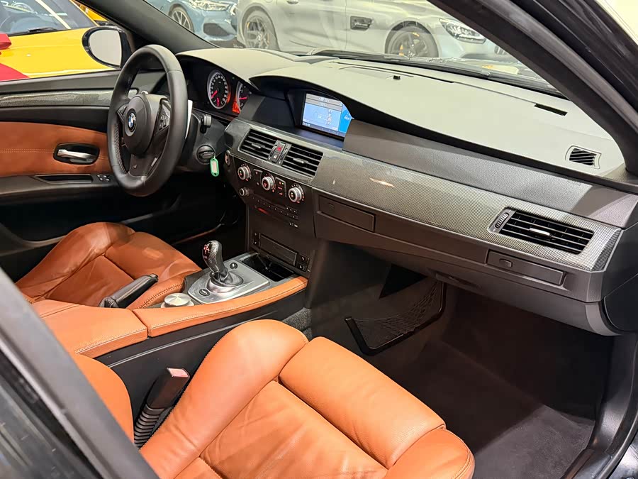 BMW M5 2007 car image #13