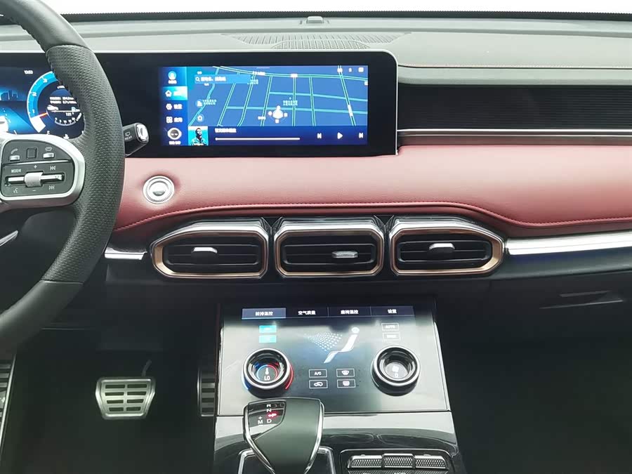 Jetour X70 PLUS 2022 car image #13