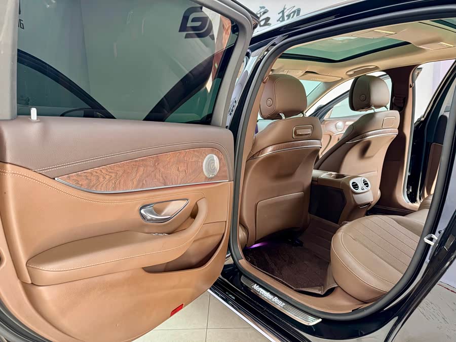 Mercedes-Benz E Class 2020 car image #13