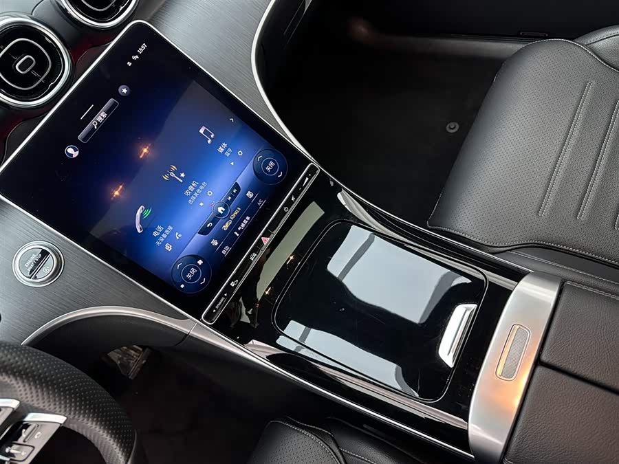 Mercedes-Benz C Class 2022 car image #13