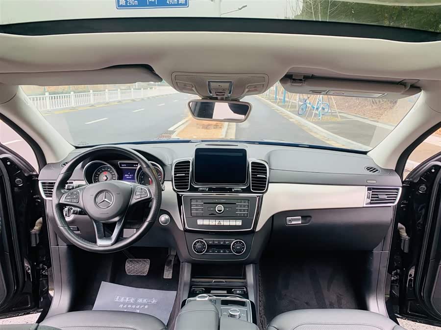 Mercedes-Benz GLE Coupe 2019 #13 Mercedes-Benz GLE Coupe 2019 car image #13