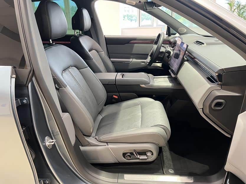 极氪 极氪7X 2024 汽车图片 #13