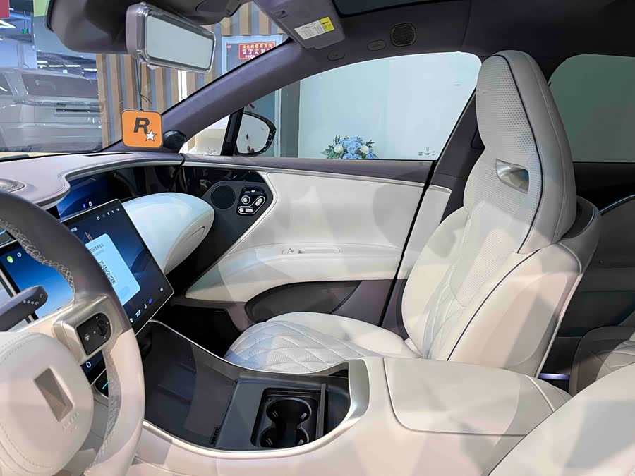 阿维塔 阿维塔11 2024 汽车图片 #13