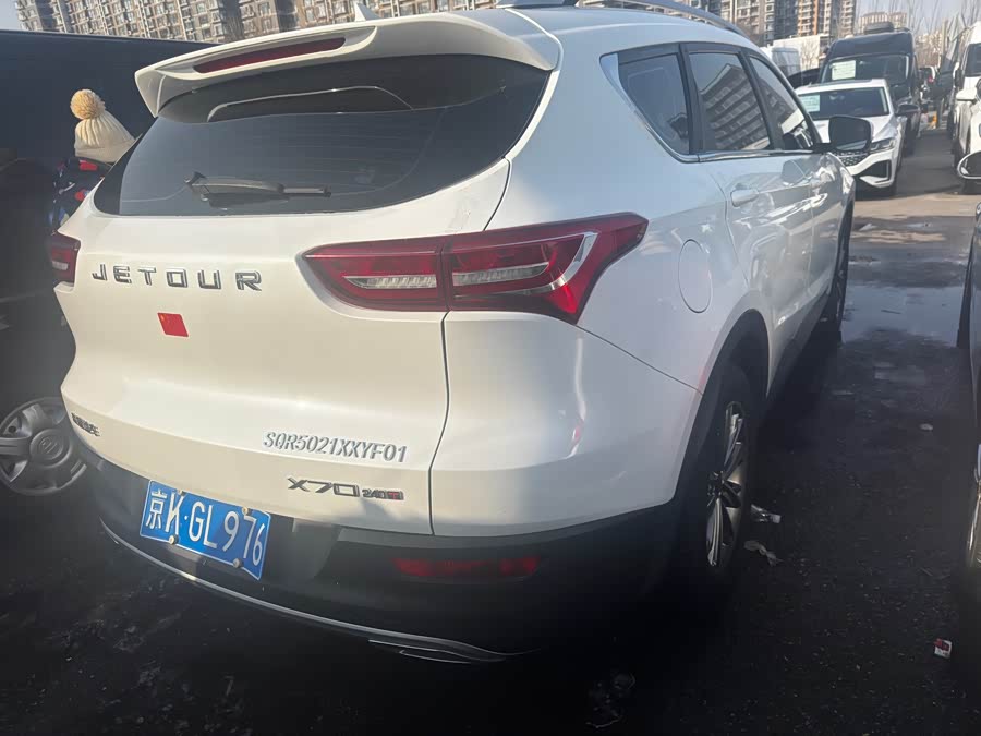 X70M 2019 car image #13