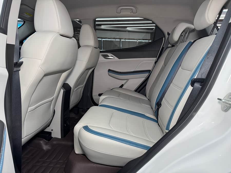 BYD Yuan Pro 2023 #13 BYD Yuan Pro 2023 car image #13