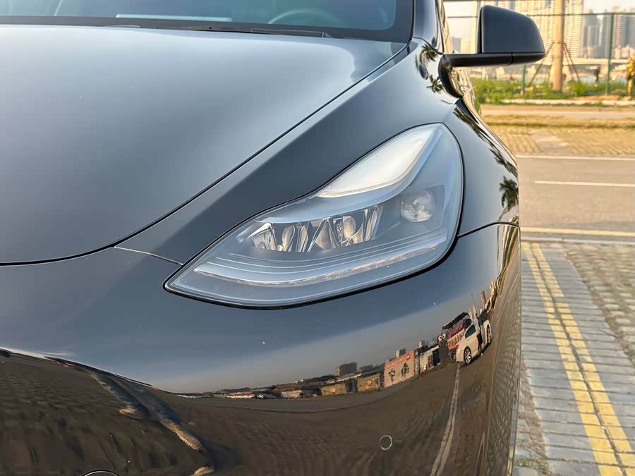 Tesla Model Y 2022 #13 Tesla Model Y 2022 car image #13
