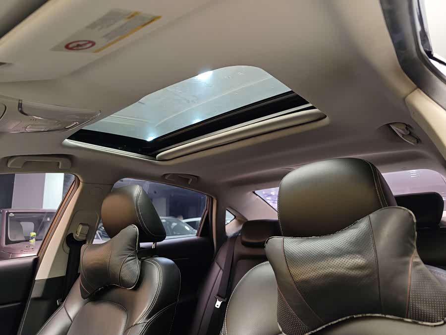 GAC Trumpchi GA6 2017 #13 GAC Trumpchi GA6 2017 car image #13