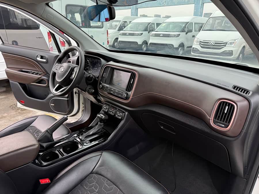 GAC Trumpchi GS3 2018 car image #13