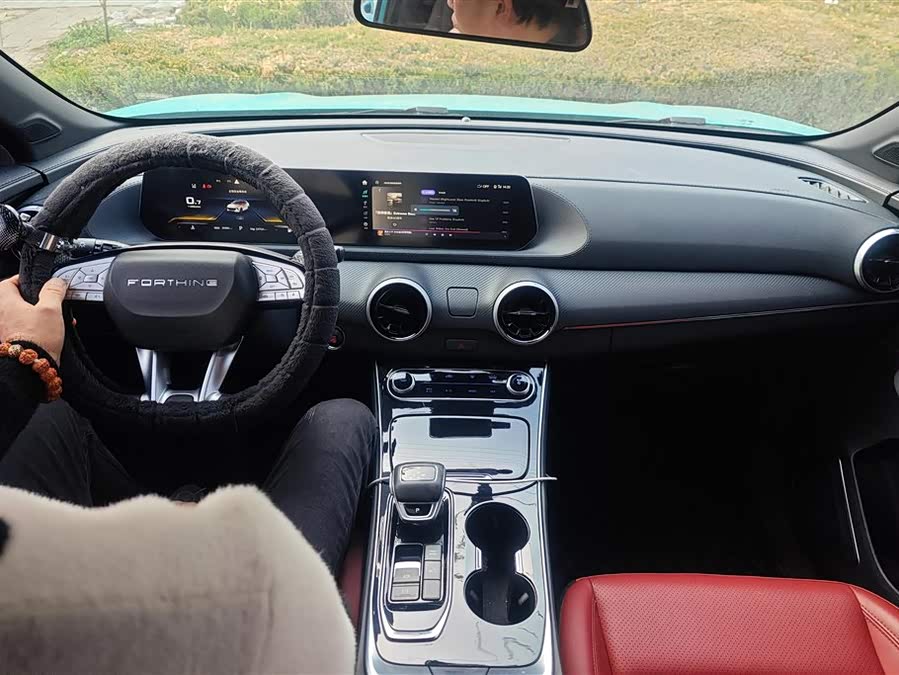 Forthing T5 EVO 2021 #13 Forthing T5 EVO 2021 car image #13