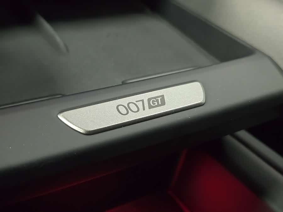 Zeekr 007 2025 imagen de coche #13