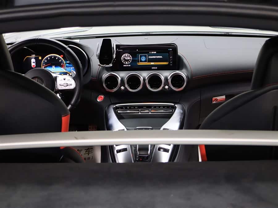 Mercedes-Benz 2022 car image #13