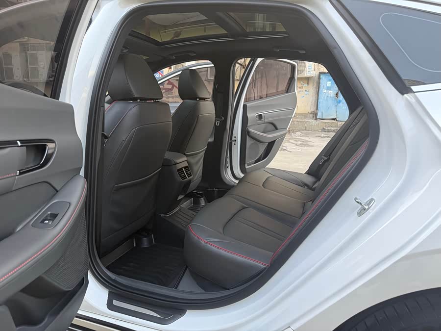 Hyundai Sonata 2021 immagine di auto #13