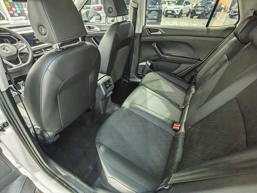 Volkswagen Tacqua 2023 car image #13