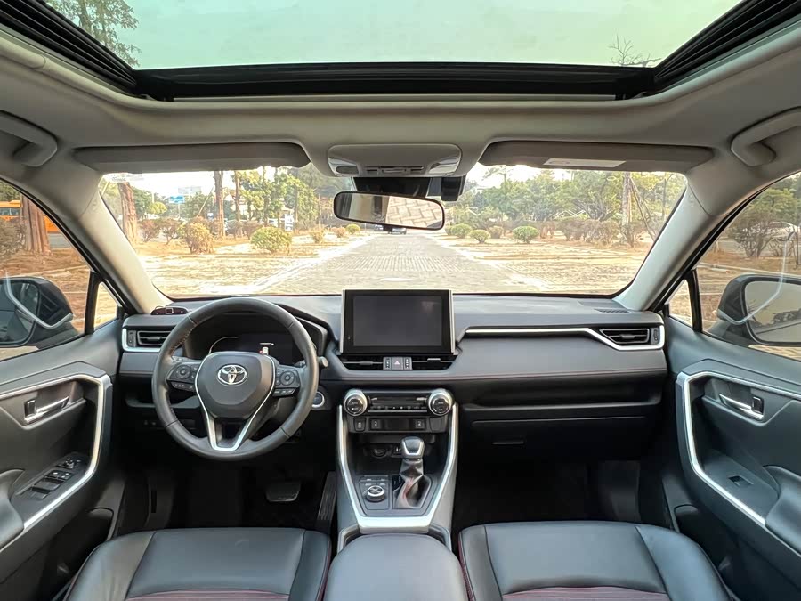 Toyota RAV4 Hybird E+ 2022 #13 Toyota RAV4 Hybird E+ 2022 صورة سيارة #13