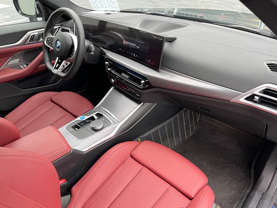 BMW i4 2025 car image #13