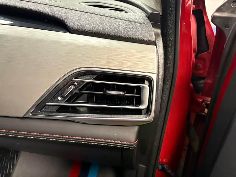 长安 长安CS75 2018 汽车图片 #13