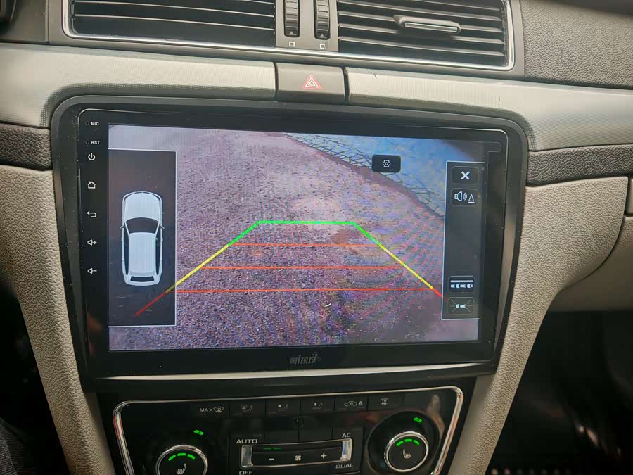 Skoda Superb 2012 صورة سيارة #13