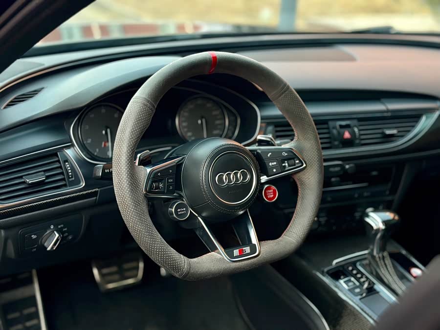 Audi S6 2013 car image #13