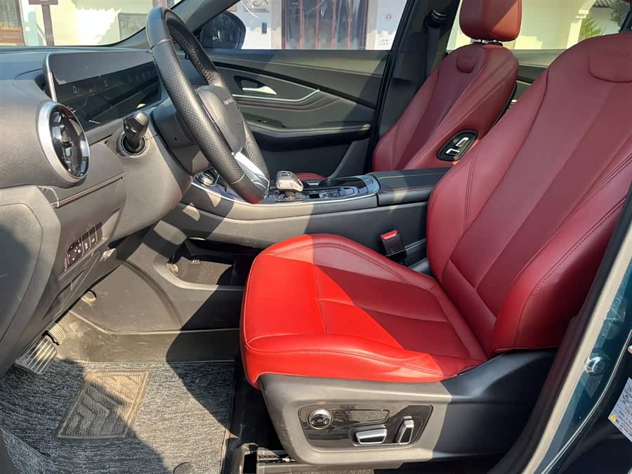 Forthing T5 EVO 2022 car image #13