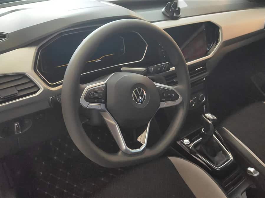 Volkswagen Tacqua 2024 #13 Volkswagen Tacqua 2024 car image #13