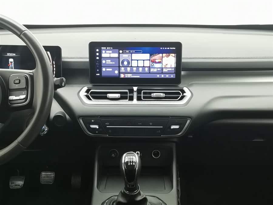 Great Wall Jingang Pao 2022 car image #13