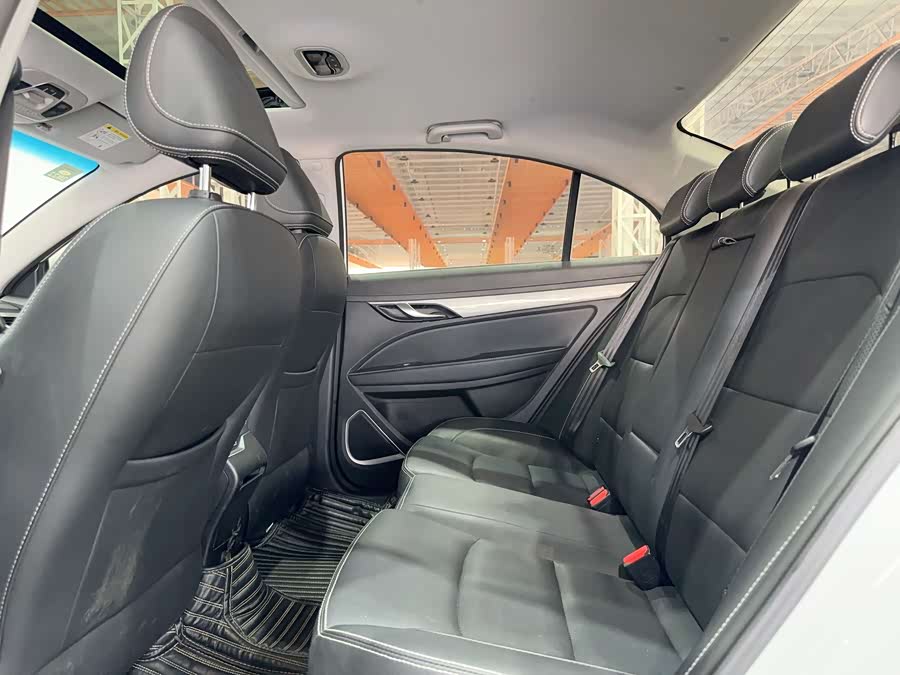 GEELY Emgrand 2019 #13 GEELY Emgrand 2019 immagine di auto #13
